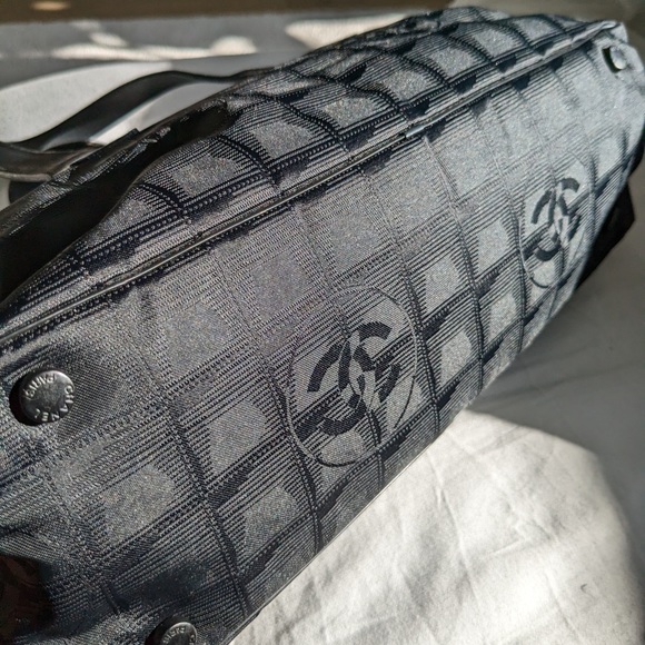 Auth. Chanel Travel Line Black Bowling Bag/Shoulder Bag - Picture 8 of 11